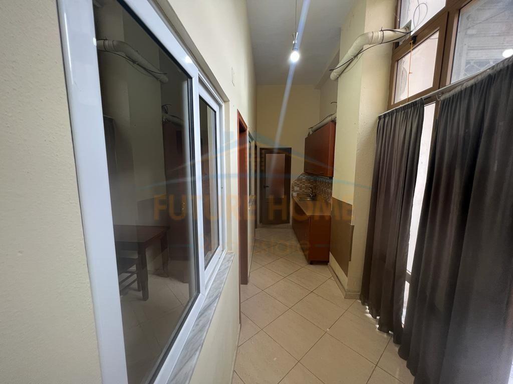 Qera, Apartament, Blloku i ri i sportit, Korçë