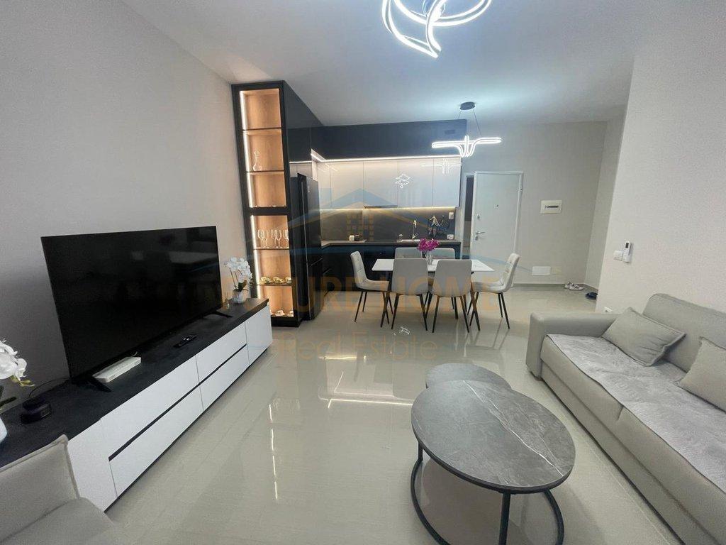 Rent, Apartment 1+1, Golem
