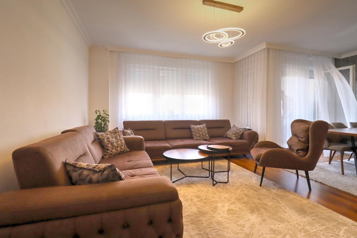 Banesë në shitje 120m² në lagjen e Muhaxherëve