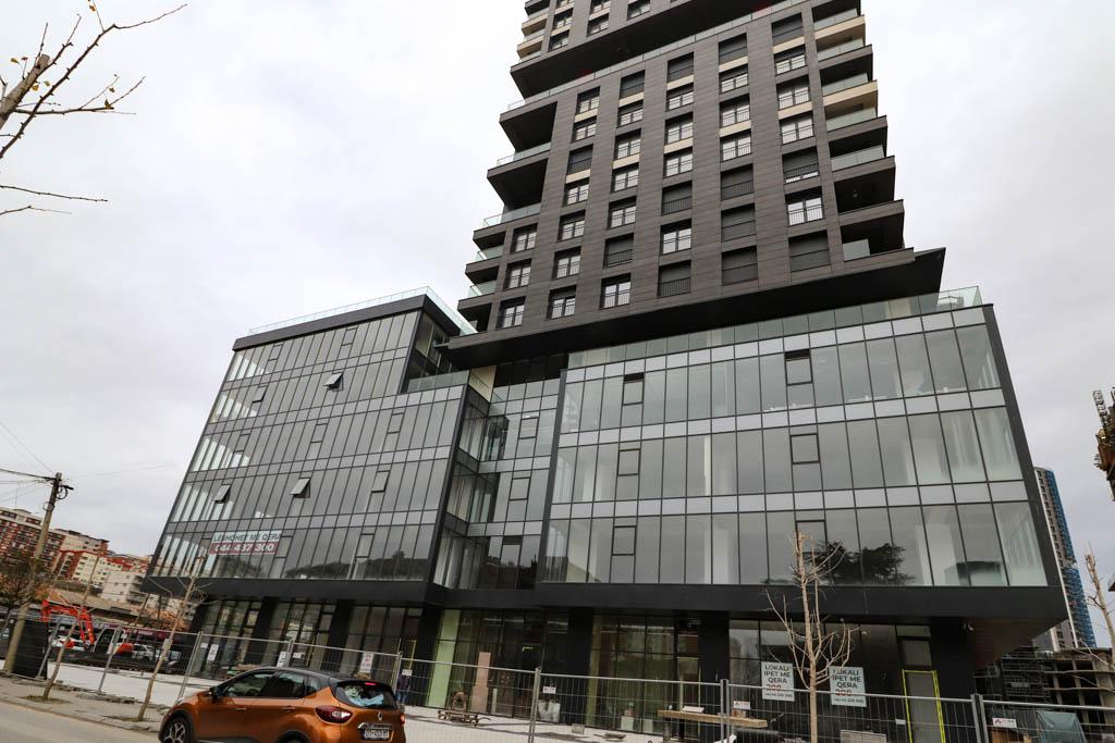 Zyre me qira 500m² në lagjen Lakrishtë - Prime Residence