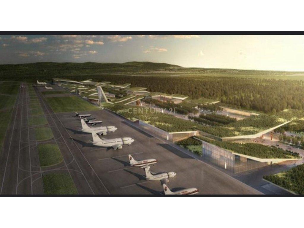 SHESIM TOKE ARE PRANE AEROPORTIT VLORE!
