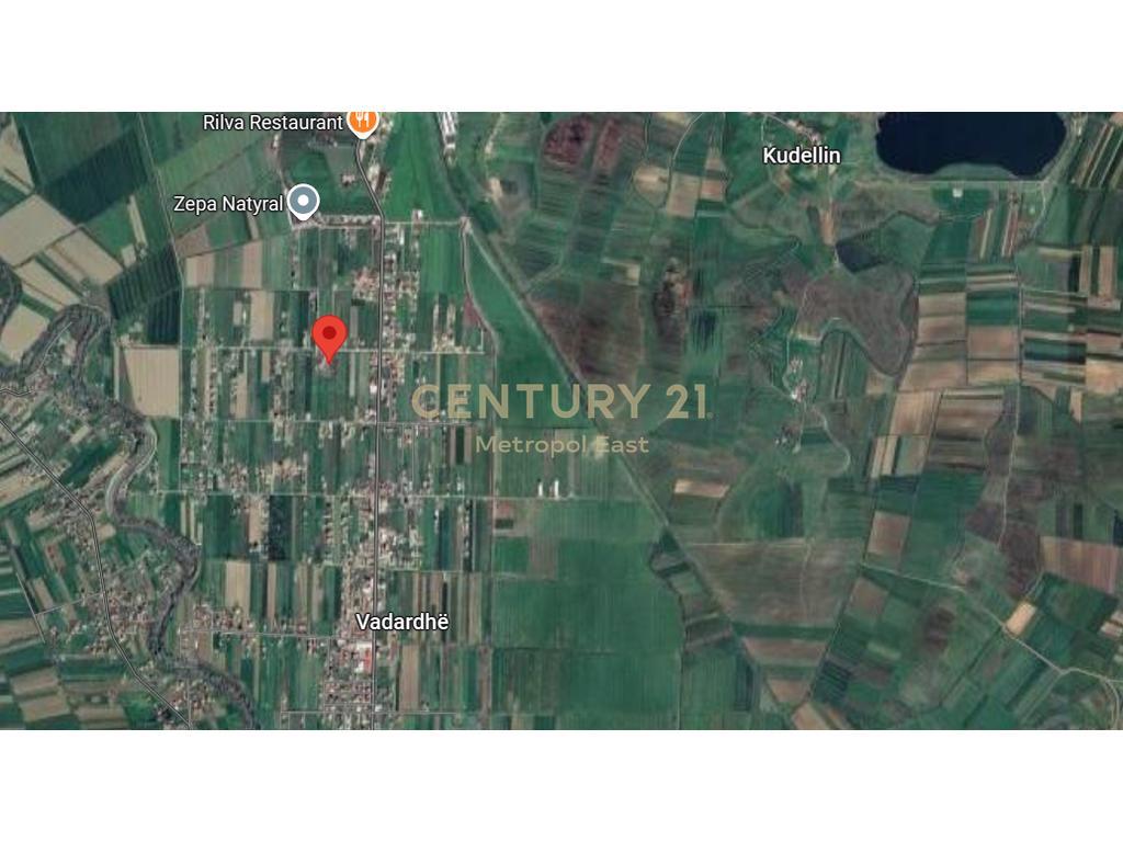 Shitet 4,000 m² Vresht në Prodhim + 1,344 m² Truall me Shtëpi 1-Katëshe, Vadardhë – Durrës