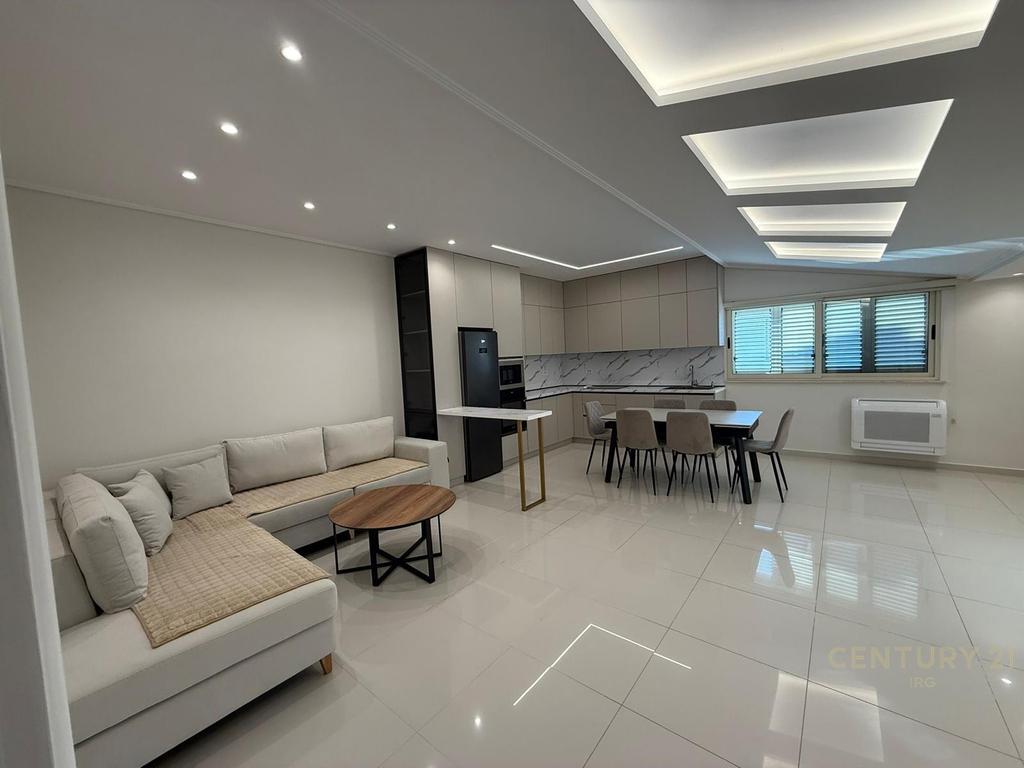 SHITET APARTAMENT LUKSOZ 165 M² NË BERAT – GATI PËR BANIM!