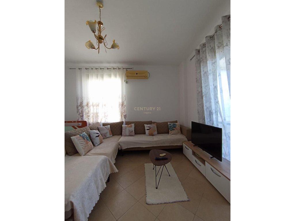 Apartament 1+1 per qira tek Kamelia ne Durres