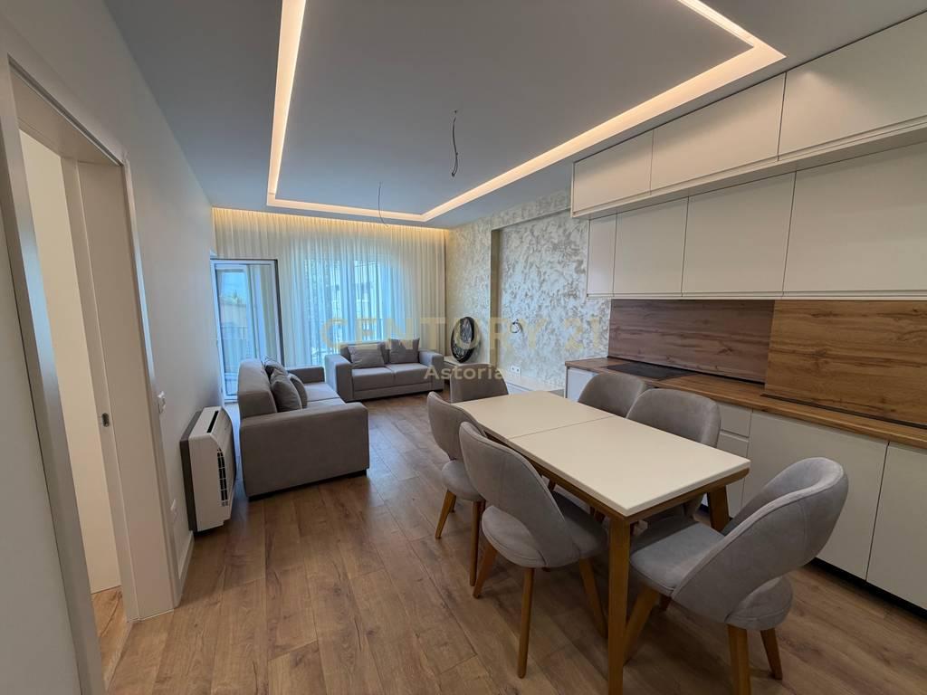Apartament 2+1 me Qira – Rruga e Barrikadave