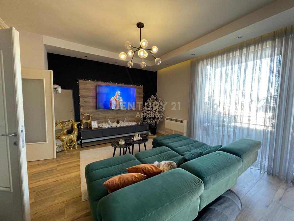 APARTMENT 2+1+2 NE SHITJE KOPESHTI BOTANIK