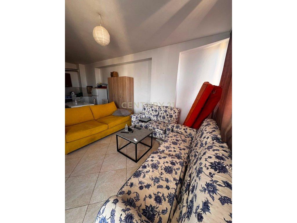 Apartament 1+1 Me Qira në Oxhaku, Tiranë!