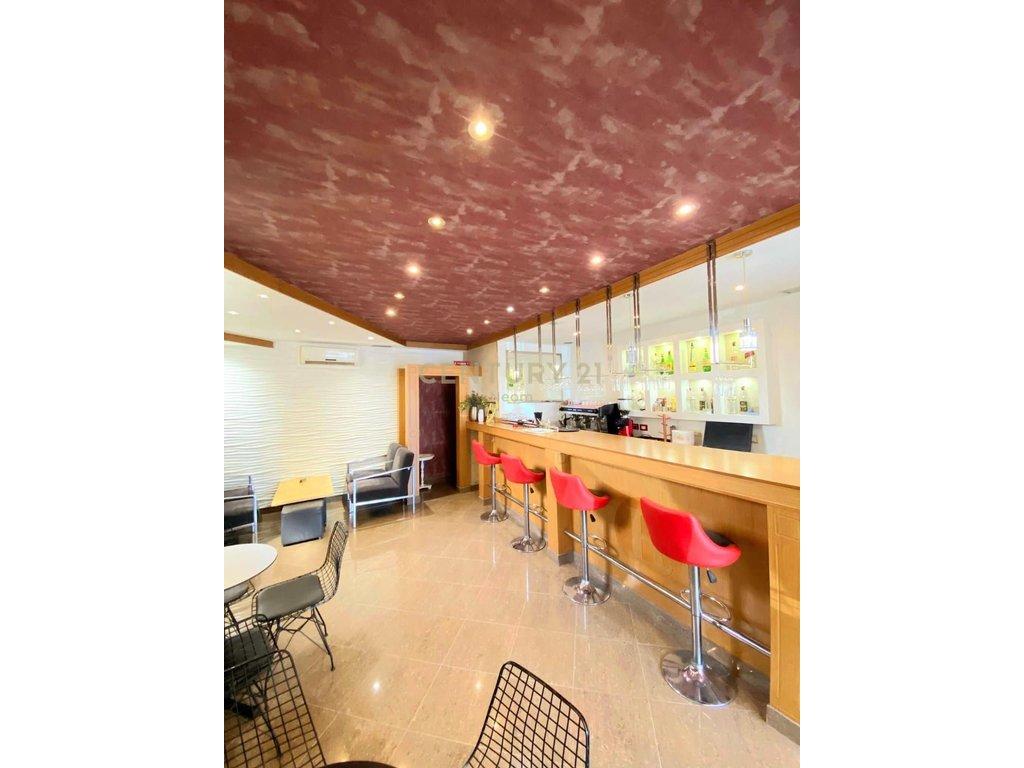SHITET AMBIENT & BIZNES BAR/KAFE NE FIER - 100000 EURO