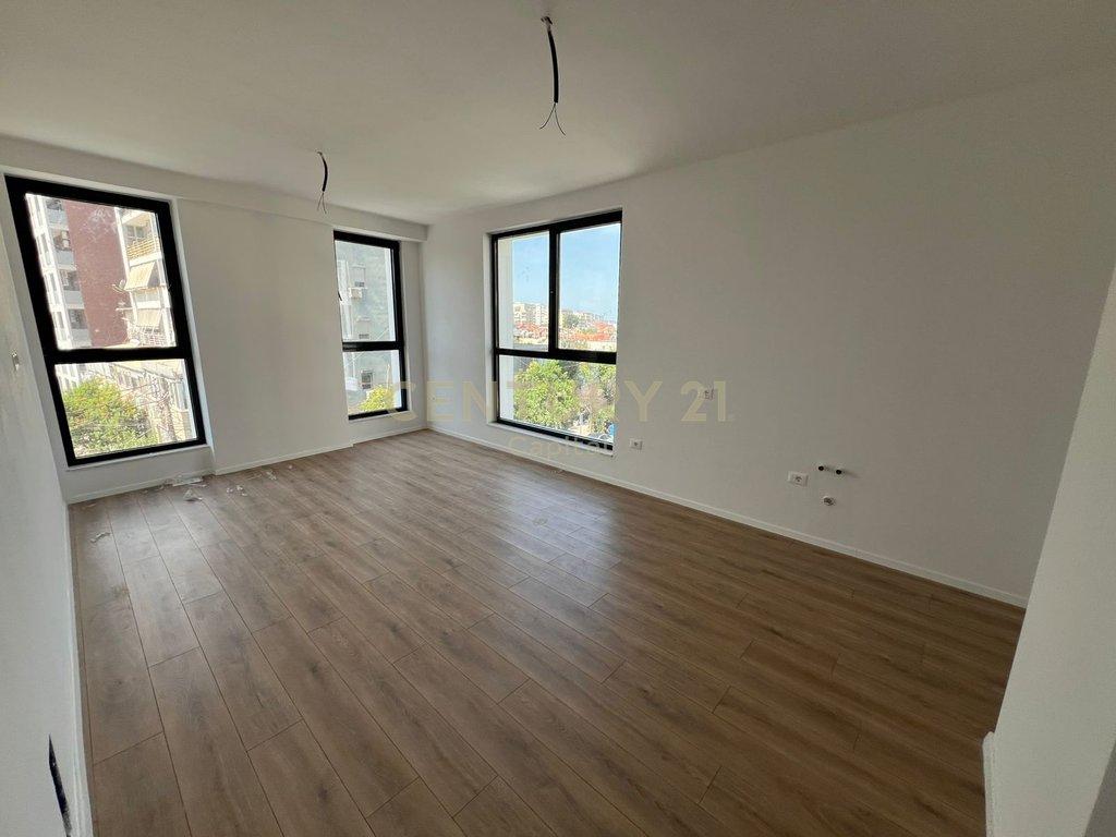 2 Apartamente 2+1 me qira pranë SPAK, për zyra!