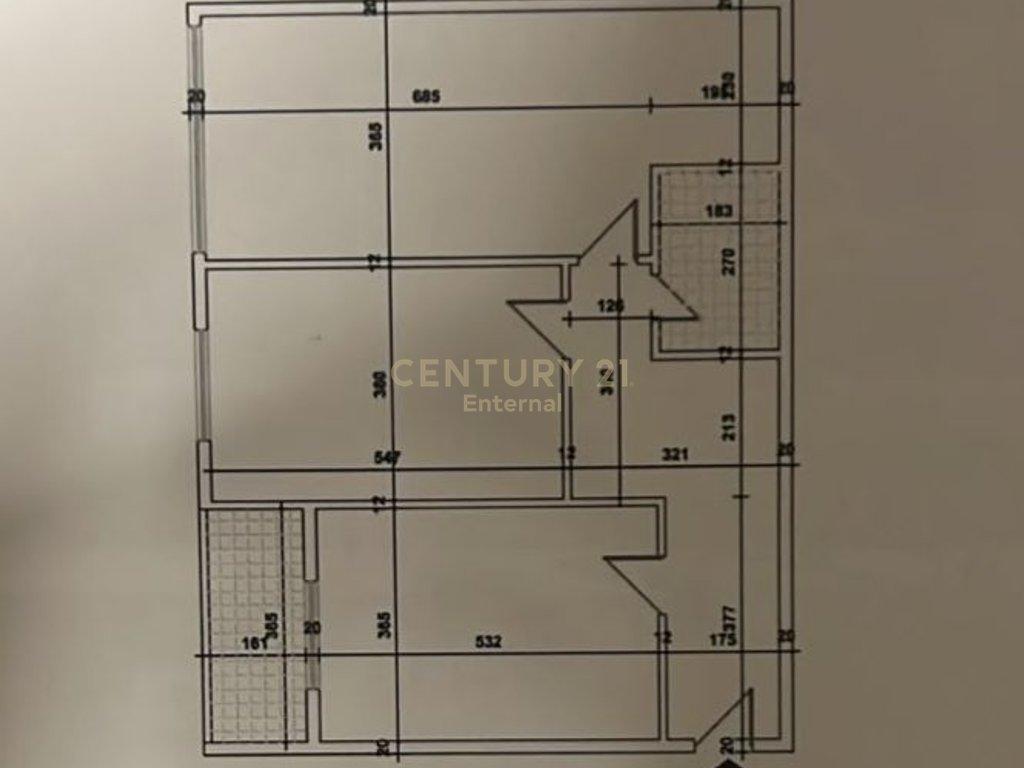 Apartament 2+1 me Qira në Rrugën Margarita Tutulani