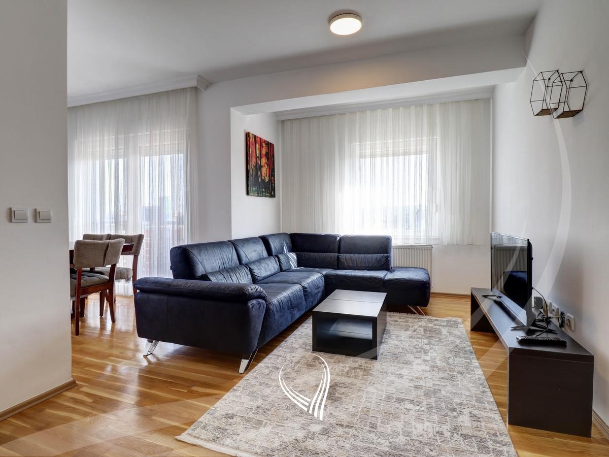 Banesë me 2 dhoma gjumi me qira në lagjen Kalabria – Emshir