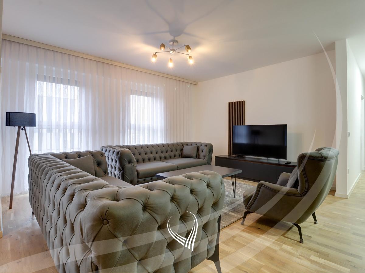 Banesë me 3 dhoma gjumi me qira në lagjen Prishtina e Re