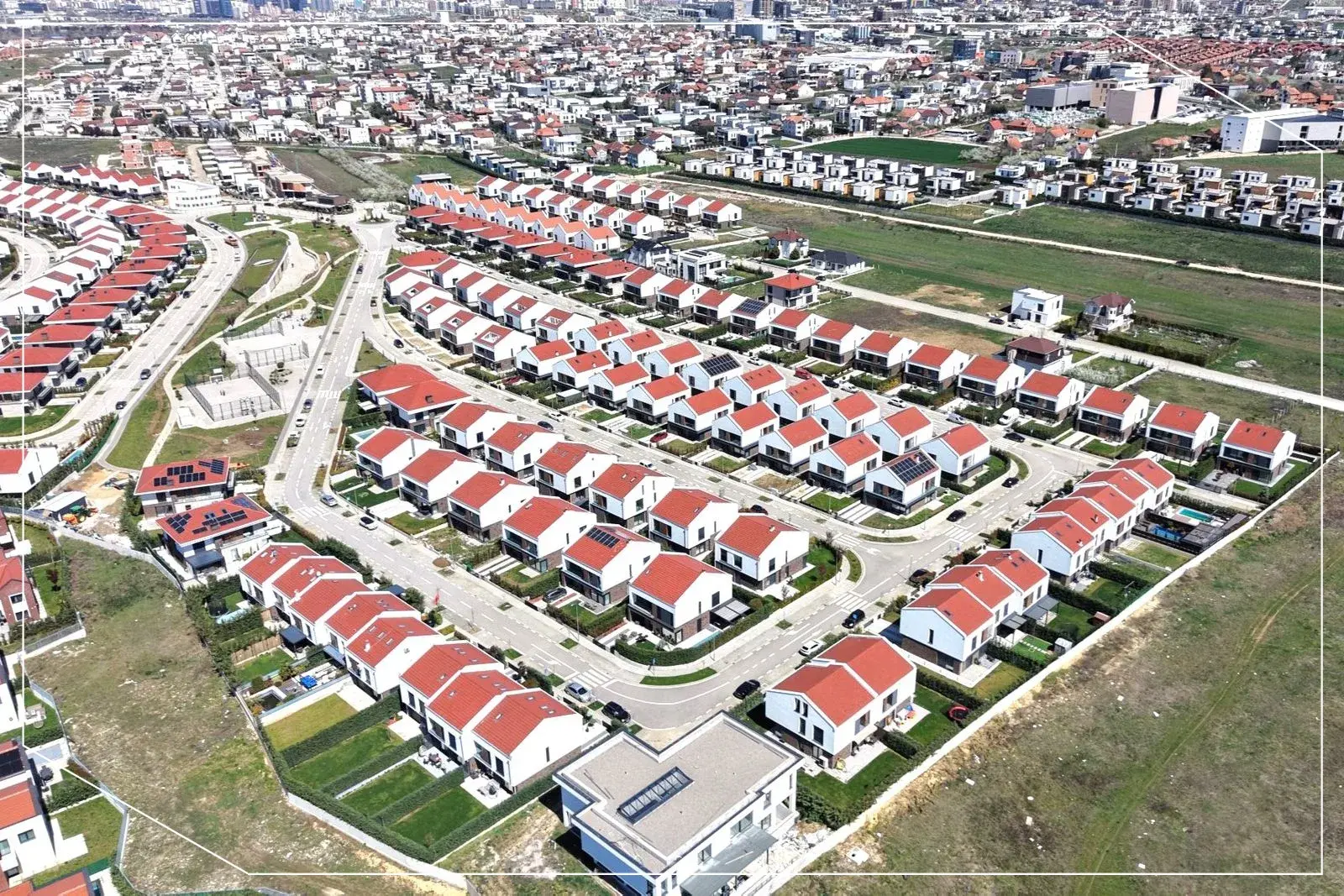 Shtëpi në shitje 240m² në lagjen Qendresa Home, Prishtinë
