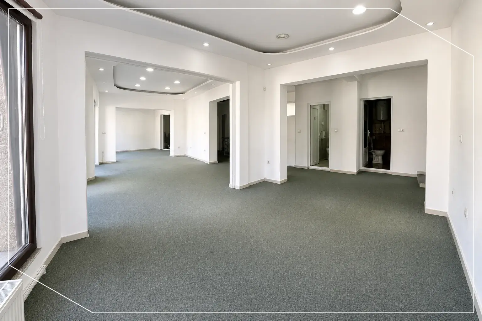 Lokal me qira 178m² në Qendër, Prishtinë